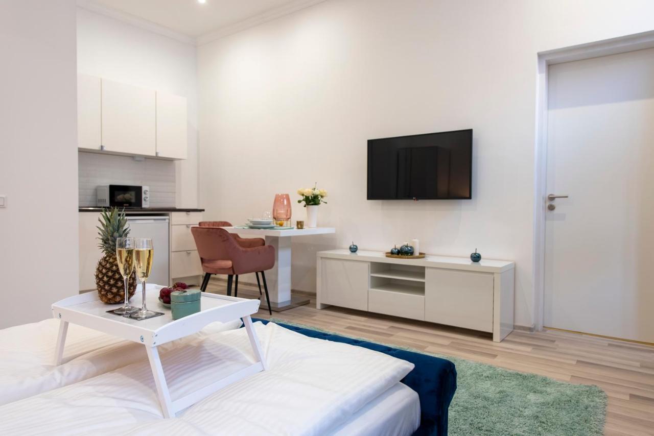 City Centre Deluxe Apartments Budapest Exterior photo