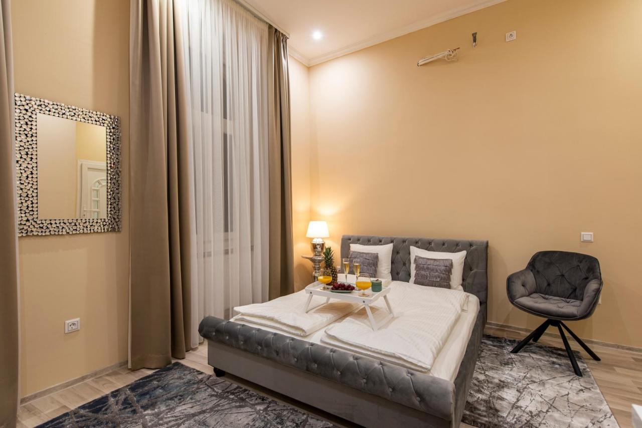 City Centre Deluxe Apartments Budapest Exterior photo